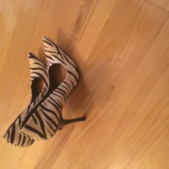 Shoes - Zebra hair skin high heels